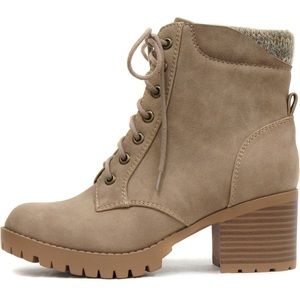 Soda chunky lug sole heel boot size 9